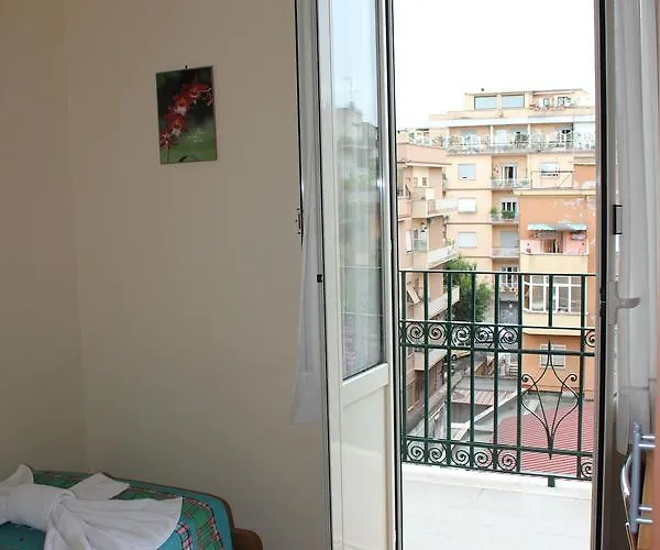Casa Per Ferie Beato Rosaz 4*
