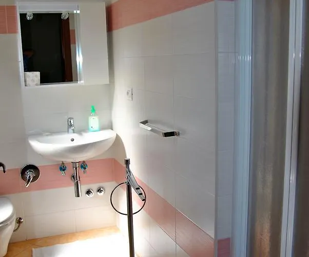 Casa Per Ferie Beato Rosaz 4*