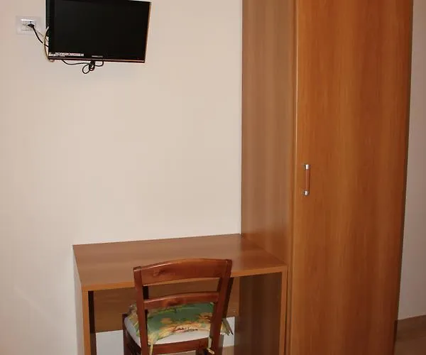 Casa Per Ferie Beato Rosaz 4* Rom