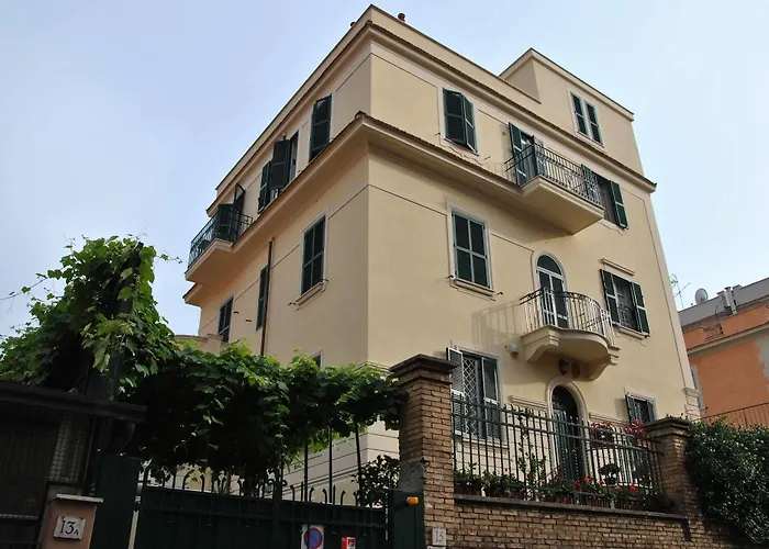 Casa Per Ferie Beato Rosaz 4*