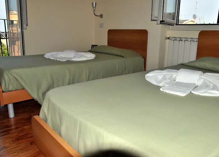 Casa Per Ferie Beato Rosaz 4*