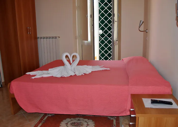 Casa Per Ferie Beato Rosaz 4* Rom